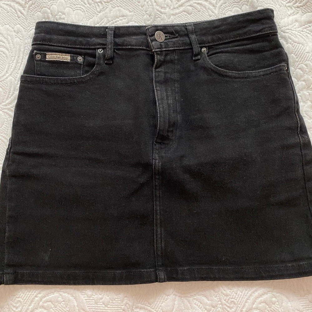 Calvin Klein black staple mini skirt, size small